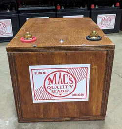 Mac's Custom 12.8V 200Ah LiFePO4