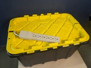 Inverter rental kit with battery box and power strip